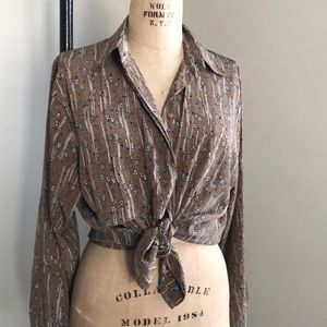 EUC Vintage pleat front micro printed silk blouse